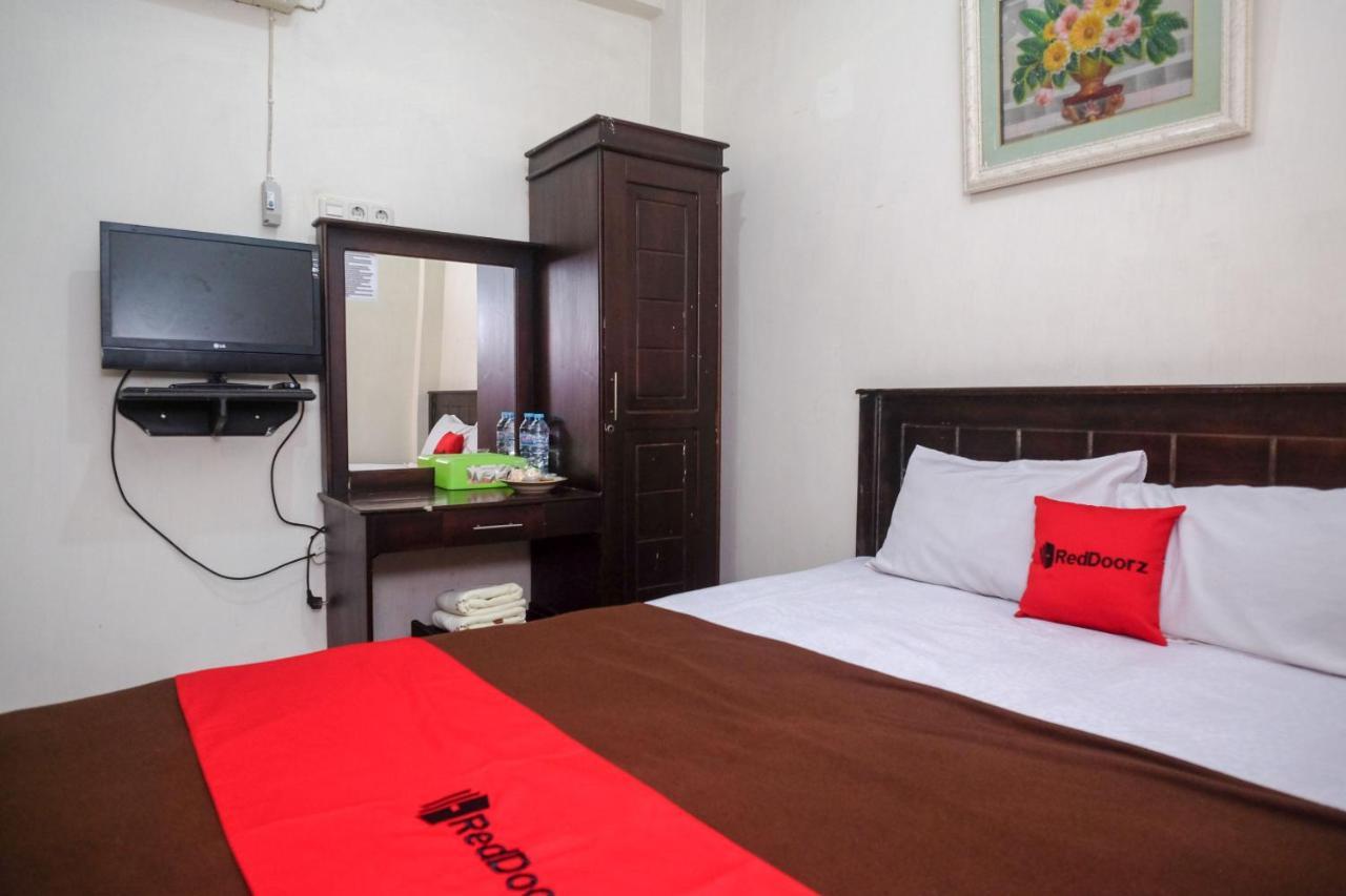 Reddoorz At Hotel Rich Parepare Near Pantai Mattirotasi المظهر الخارجي الصورة