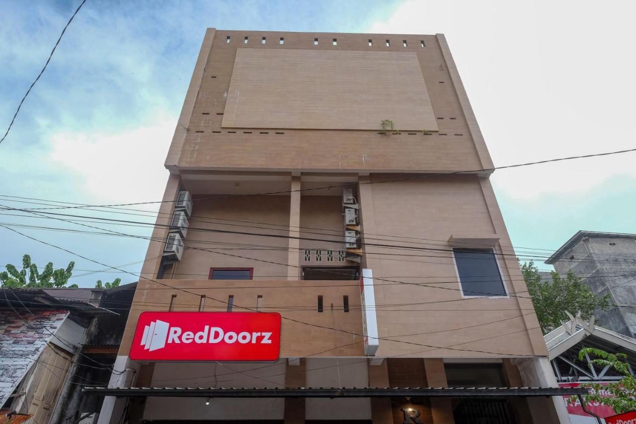 Reddoorz At Hotel Rich Parepare Near Pantai Mattirotasi المظهر الخارجي الصورة